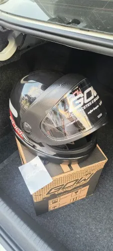 Capacete número 60 