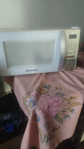 Microondas Brastemp grande