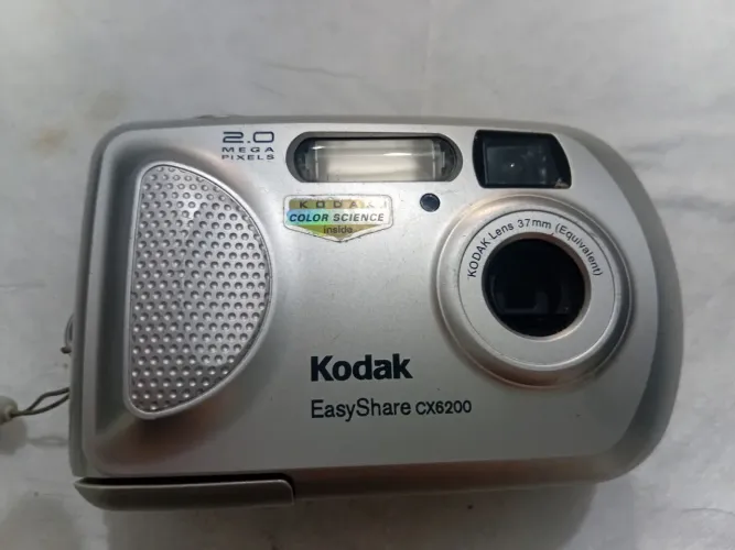 Câmera fotográfica digital - Kodak