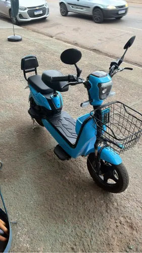 Moto elétrica 1000w impecável
