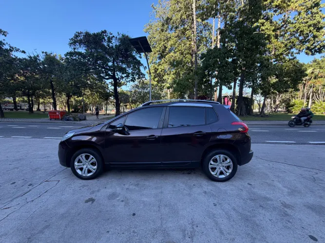 Peugeot 2008 Allure 1.6 Flex 16V 5P Aut. 2017