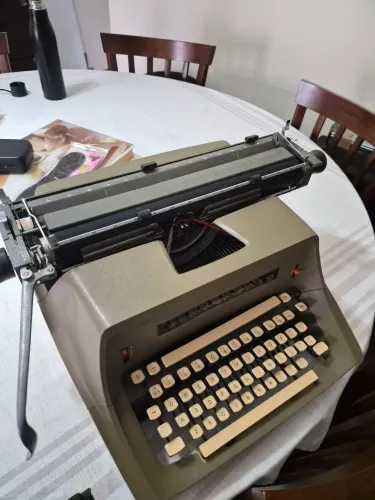 Maquina de datilografar 