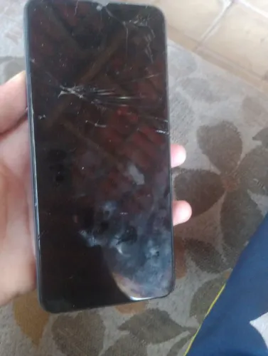 Celular A13 para tirar peças pra sair logo