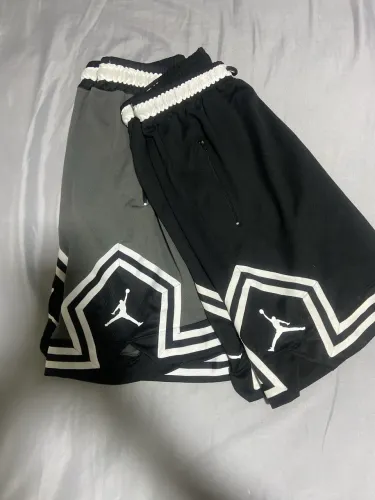 kit duas bermuda jordan dimond