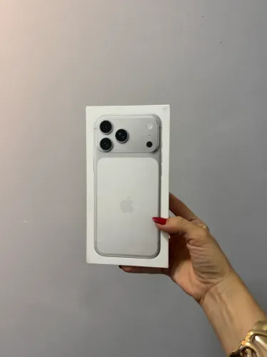iPhone 17 Pro Max 256GB LACRADO SILVER