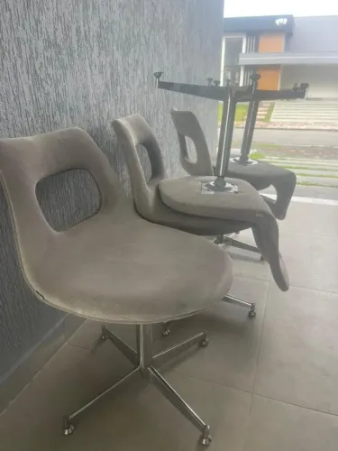 conjunto 6 cadeira giratória base alumínio estofado tecido