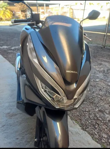 Vendo moto honda pcx modelo dlx abs 2022