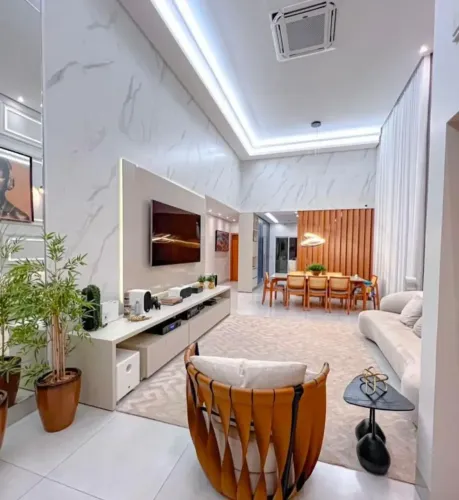 Casa Térrea c/ planejados e mobília com 360m² com 4Q - 01 suíte com closet