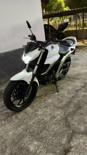 YAMAHA FZ25 2019