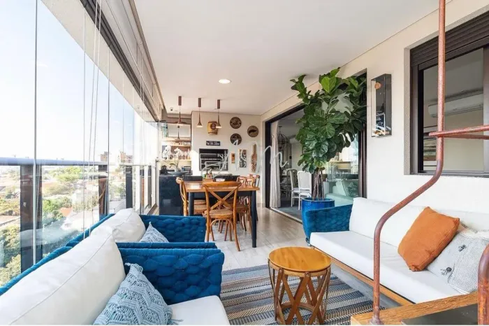 Apartamento com 2 suítes no Campo Belo