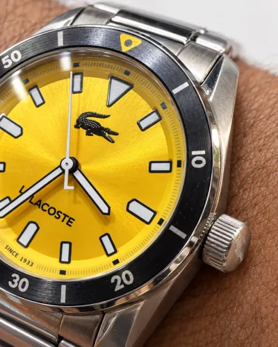 RELÓGIO LACOSTE BOSTON - MOSTRADOR AMARELO