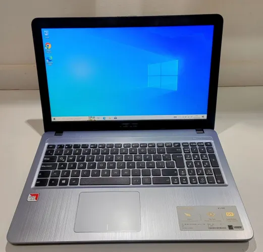 Notebook Asus A9 4gb ddr4 Bateria Boa semi novo