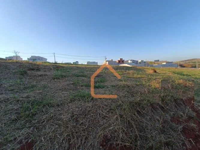 Terreno à venda, 360 m² por R$ 400.000,00 - Astúrias - Pouso Alegre/MG