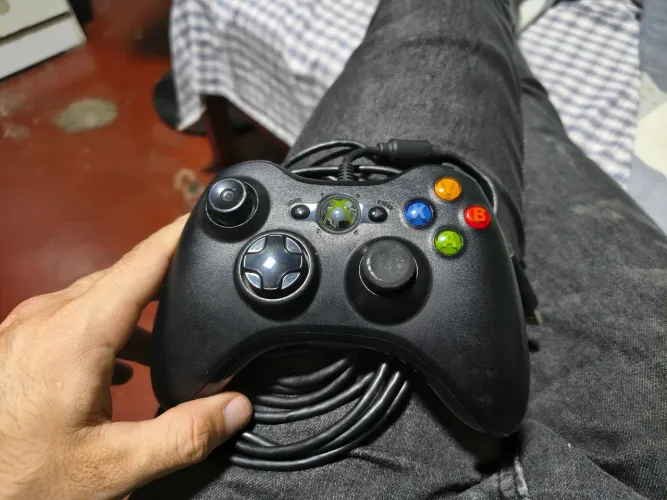 Controle original Xbox 360 com fio
