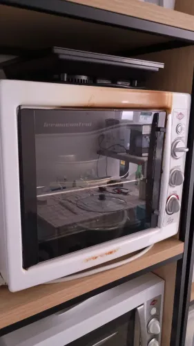 Forno elétrico Layr 220V 2400W