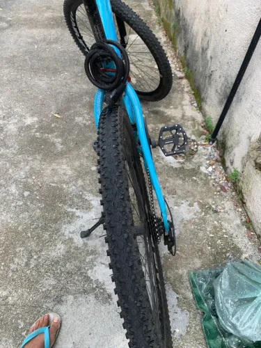 Bicicleta freio a disco com marcha Fameq