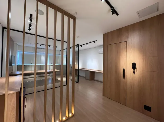 Sala nova, mobiliada, disponível para locação