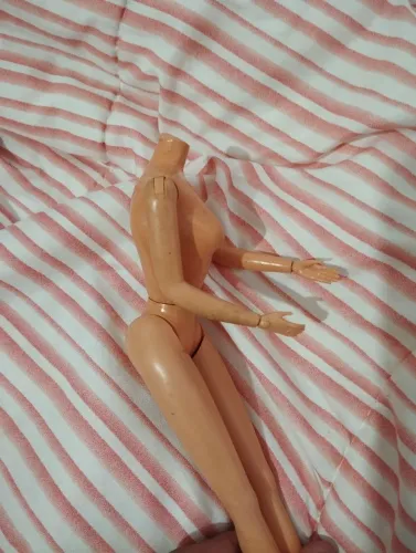 Corpos para restaurar para boneca Barbie estrela pulsos flexíveis antigos 