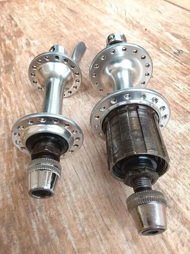 Cubos Shimano Deore DX M650 32f