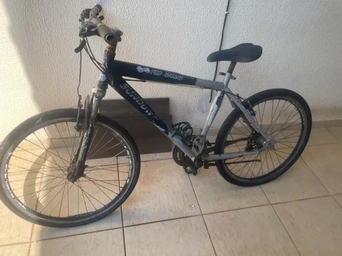 Vendo uma Bicicleta