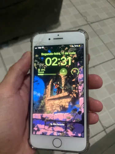 iPhone 8