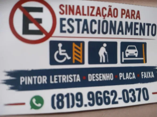 Sinalização em estacionamento 