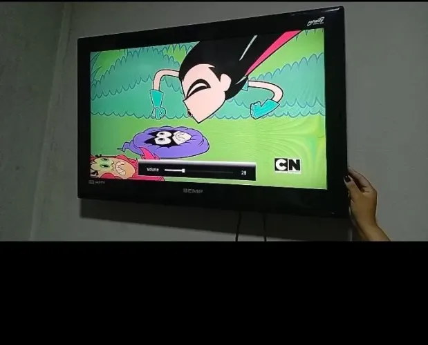 TV semp 32.Não tem controle,não é smart