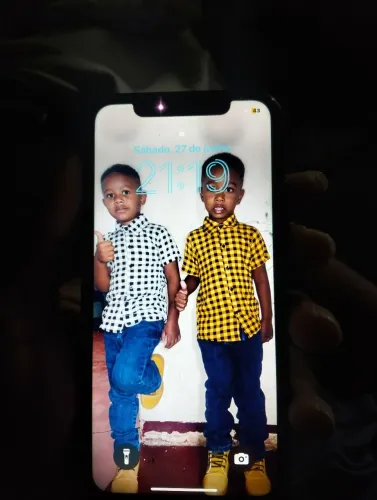 Vendo iPhone XR 128gb venda rápida 