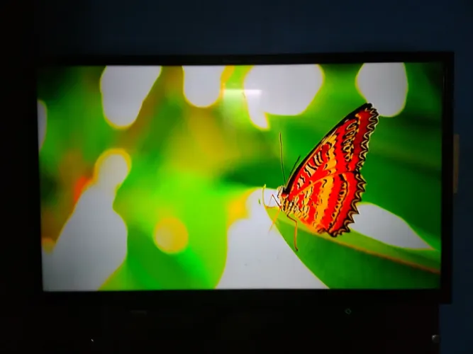 TV Toshiba 32 polegadas LED - Em ótimo estado<br><br><br><br>