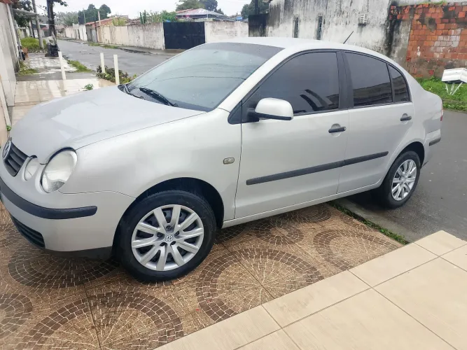 Volkswagen Polo Sedan 1.6 MI Total Flex 8V 4P 2006
