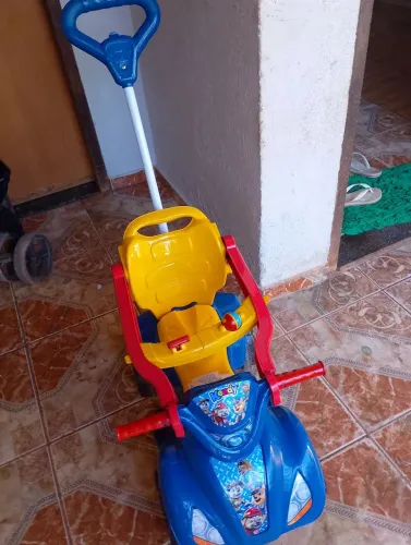 Quadriciclo patrulha canina
