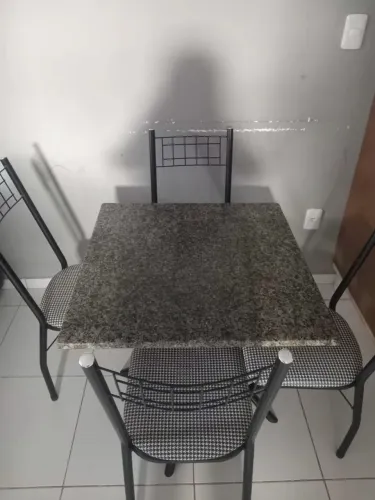 Vendo Mesa semi nova