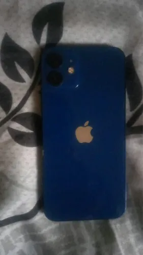 iPhone 12 normal 80% de saúde da bateria sem nem um arranhão
