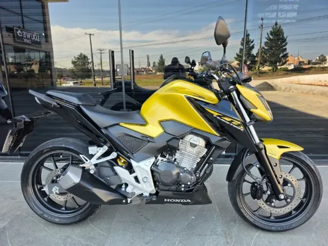 Honda Cb 300 F Twister Abs Nova - Estudo troca por outras motos