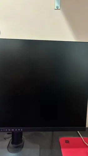 Monitor Alienware 500hz seminovo 5 meses de uso praticamente novo, 3 anos de garantia!