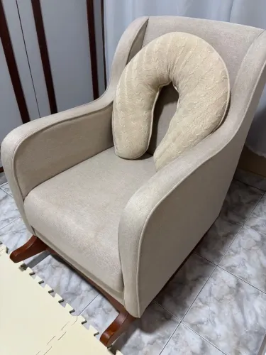 Poltrona de amamentação