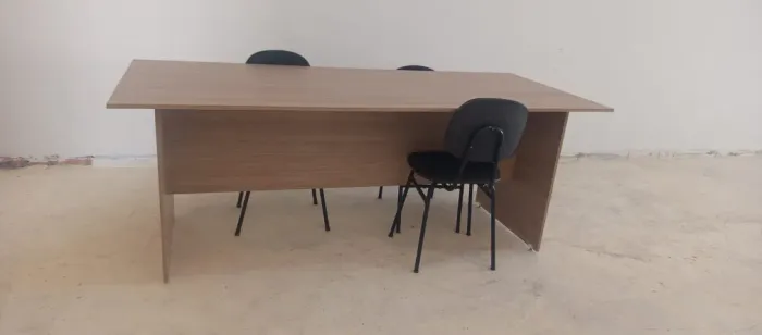 MESA COM 4 CADEIRAS