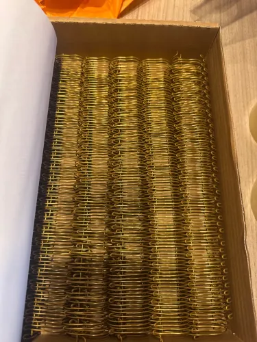Vendo Wire-O (Anel Duplo) Dourado - A4 - 1?