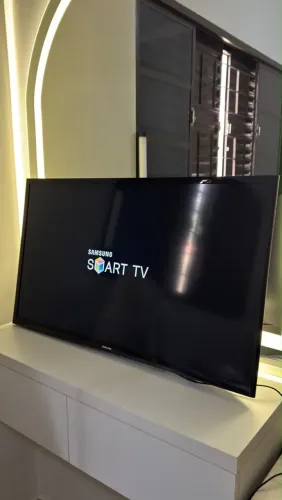 TV Smart Samsumg 32 Polegadas LEIA O ANÚNCIO