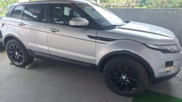 Land Rover Range Rover Evoque Pure 2.0 Aut. 5P 2013