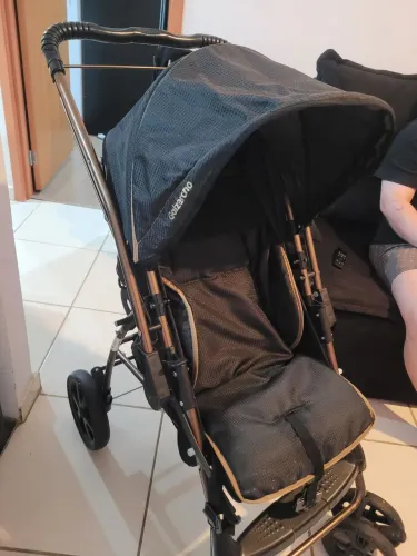 Carrinho de bebê Galzerano + Capa acolchoada