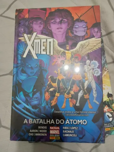 HQ X-men A batalha do átomo panini books marvel comics lacrado capa dura