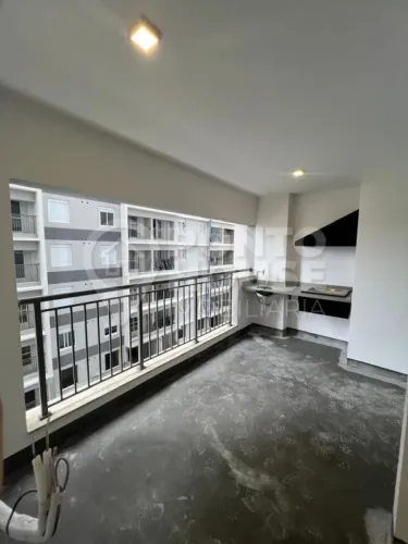 Apartamento à venda, 67m², 2 dormitórios, 1 suíte e 1 vaga, próximo ao metrô