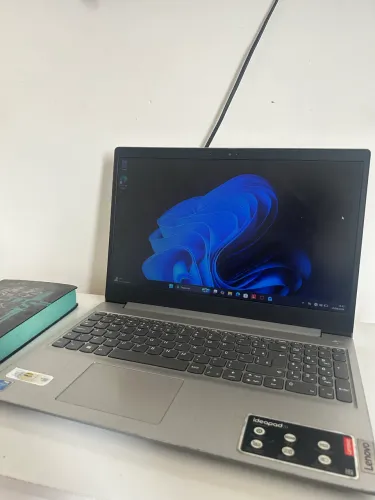 Notebook Lenovo 