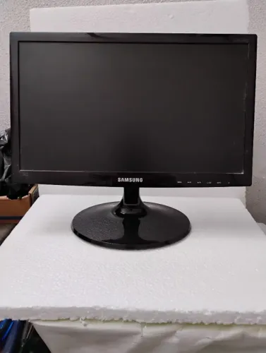 monitor modelo: s19c301f samsung