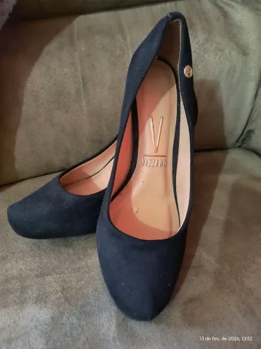 Sapato Feminino Vizzano camurça número 37 novinho