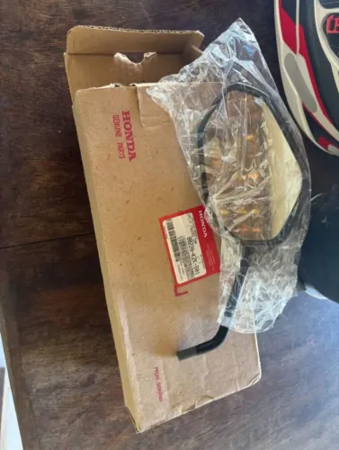 Retrovisor da CB 300F twister