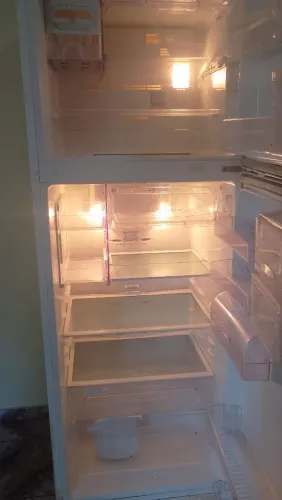 Vendo geladeira Eletrolux