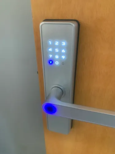 Fechadura eletrônica 