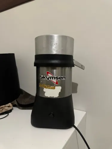 Extrator de suco industrial